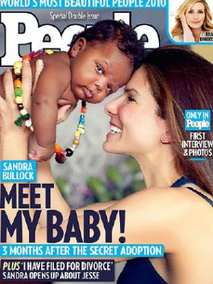 Sandra Bullock and her adopted son Louis in 2010. Picture: People ...