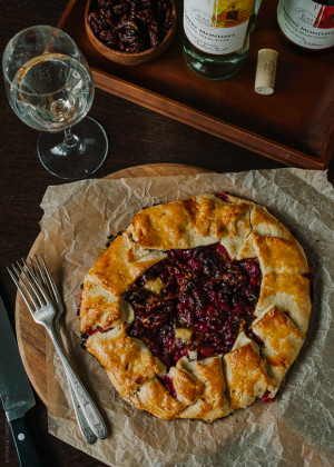 Cranberry Wine Galette + Holiday Entertaining Do’s & Don’ts