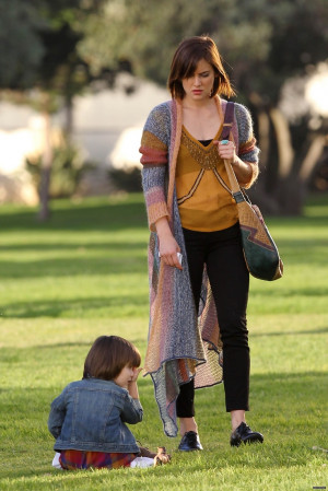 Jessica Stroup (Erin Silver) filming 90210 episode 'Trust, truth and ...