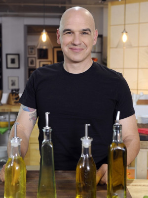 ... Michael Symon, Mail Sauces, Sauces Recipes, Chewing Recipes, Symon Yia