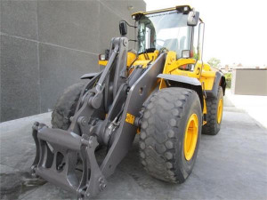 Technical specification of Volvo L 120 G from 2012