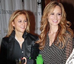 Chely Wright and Lauren Blitzer are engaged