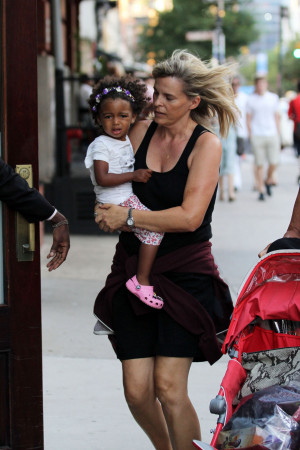 ... 14 Sweet and Funny Quotes from Breastfeeding Celebrity Moms (Photos