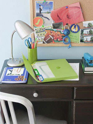 school-supplies-on-desk-0810-s3-medium_new.jpg