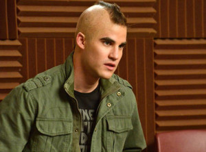 feedimages glee season 4 puck and blaine