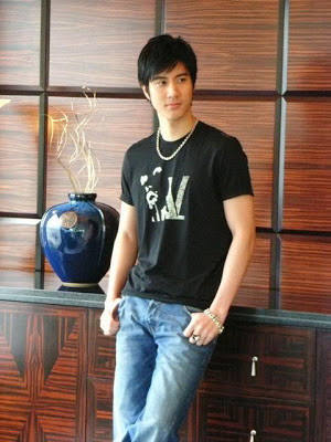 Wall Papers of Hot Actor - Handsome, Young Chinese Actor Wang Lee Hom