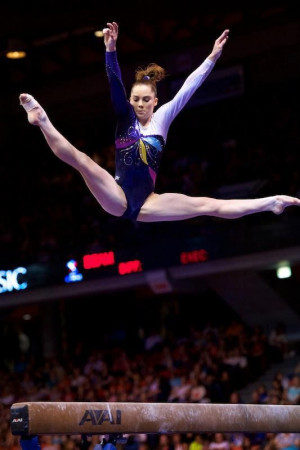 mckayla maroney - gymnastics gymnast balance beam jump splits #KyFun ...