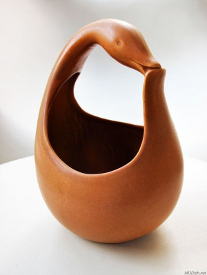 Eva Zeisel Fine Stoneware by Hollydale Duck Basket GravyboatEva Zeisel ...