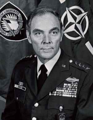 Description General Alexander M. Haig, Jr.jpg