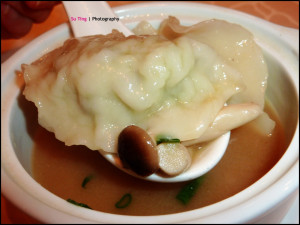 shimeji dumplings in miso soup rm15