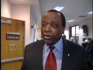 Alan Keyes is Insane - Obama a Communist and NOT a Citizen