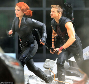 Hawkeye-Black-Widow-Weapons-Avengers