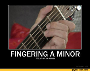 ... HOURS ON MY BED / finger :: funny pictures :: demotivation :: Guitar