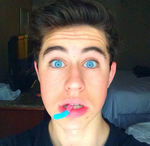 Nash Grier's Father Says Vine Star 'Is Not A Hatemonger Or A Homophobe ...