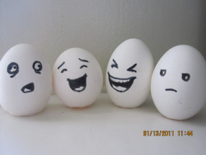 Funny Egg Faces Gallery, Eggcellent Videos Funny Games! Screaming Eggs ...