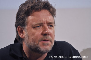 RUSSELL-CROWE-PH.-VALERIA-C.-GIUFFRIDA-7