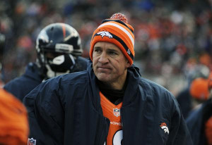 Peyton Manning Yells “F*cking Julius” After Thomas’ False Start ...