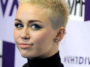 Miley Cyrus is striking back against a magazine which claims the ...