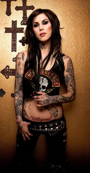 big fan kat von d hand tattoos kat von d from tlcs la ink