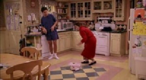 Everybody Loves Raymond - 05x09 Fighting In-Laws