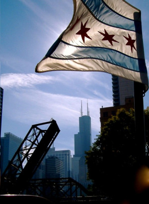 Chicago flag with Willis (Sears Tower) in the backgroundChicago Flags ...