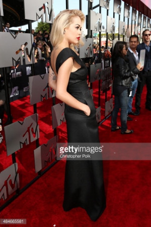 recording artist rita ora attends the 2014 mtv video music awards