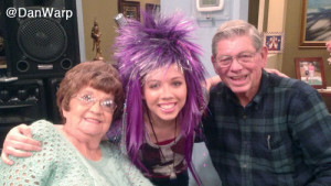 500px-Jennette_with_her_grandparents_on_the_set_of_Sam_&_Cat.jpg