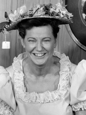 Minnie Pearl From Hee Haw