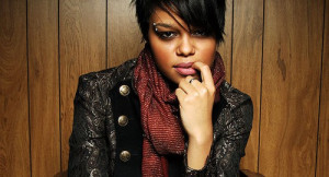 just wanna tell you that I love Fefe Dobson, she's freakin' awesome!