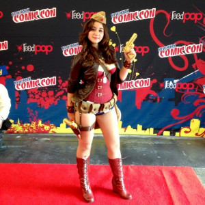... 40's Rocketeer-Stye Wonder Woman Cosplay I managed to miss at NYCC