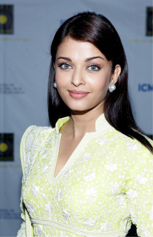 Quotes By Aishwarya Rai To Prove That She is Beauty with Brain