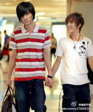 ... picture of Han Han (left) and Guo Jingming as a gay couple