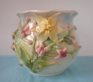 This gorgeous little pot. Love the buttery yellows. $95