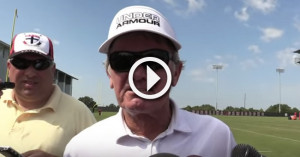 Video: Steve Spurrier delivers epic comedy routine at practice