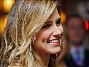 july 08 2015 33 inspiring sophia bush quotes to help you celebrate her ...