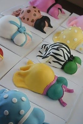 Baby Shower Mini cakes @ DIY Home Ideas -i want this at my baby shower ...