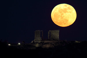 1k photography moon science Greece poseidon Astrophography Moonrise