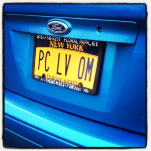 usually hate vanity plates, but this one is adorable and I love it ...