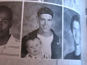 22 Funny WTF Yearbook Pictures