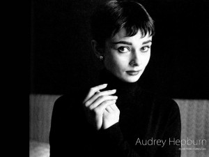 Audrey Hepburn Photo Wallpaper