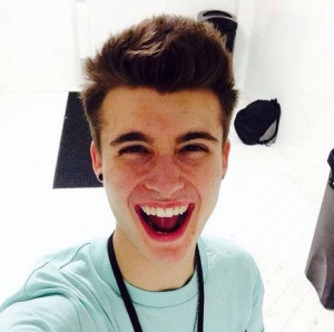 Chris Collins WeeklyChris Girlfriend