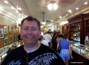 Pawn-Stars-Pawn-Shop-inside-the-store.png