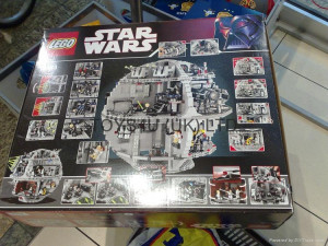 Lego_Star_Wars_Death_Star__Star_Wars_Set_10188.jpg