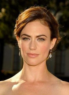 Maggie Siff a.k.a Tara Knowles Teller from SOA. Stunning! Wedding ...