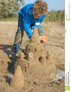These are the castle building beach boy buckets children Pictures