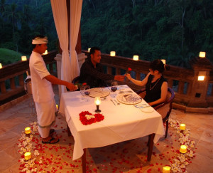 Romantic Candle Light Dinner Photo