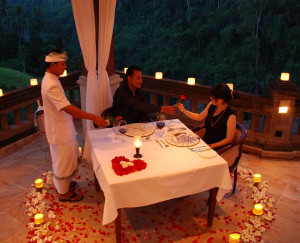 Romantic Candle Light Dinner Photo