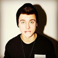 Mas é lindo esse Chris Collins e seus olhos entao...#MinasPirando ...