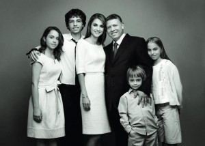 La reine Rania dépoussière la couronne de Jordanie