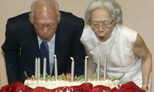 Lee Kuan Yew with his wife Kwa Geok Choo: ‘Without her, I would be a ...